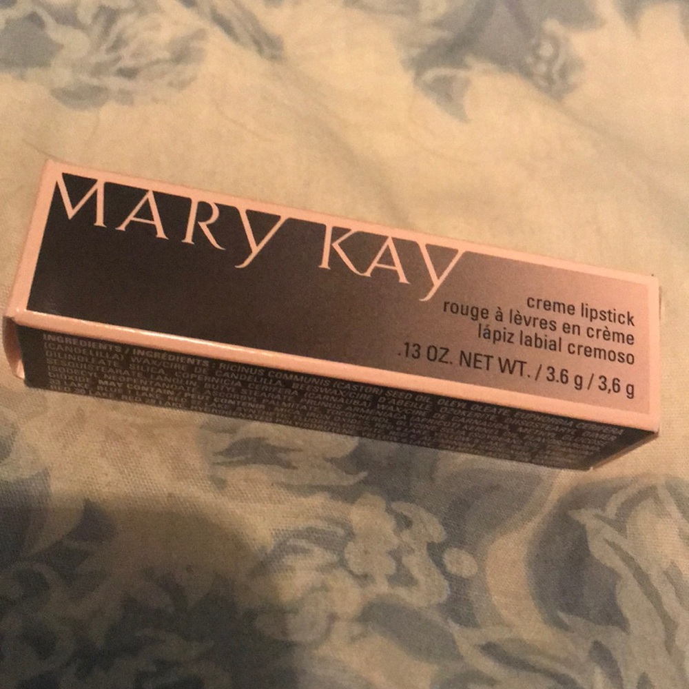 Satin rose lipstick
